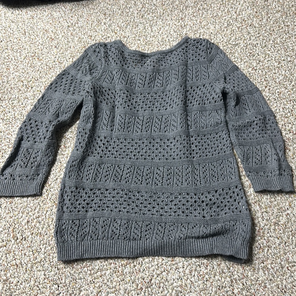 Loft Grey Sweater - Picture 4 of 4